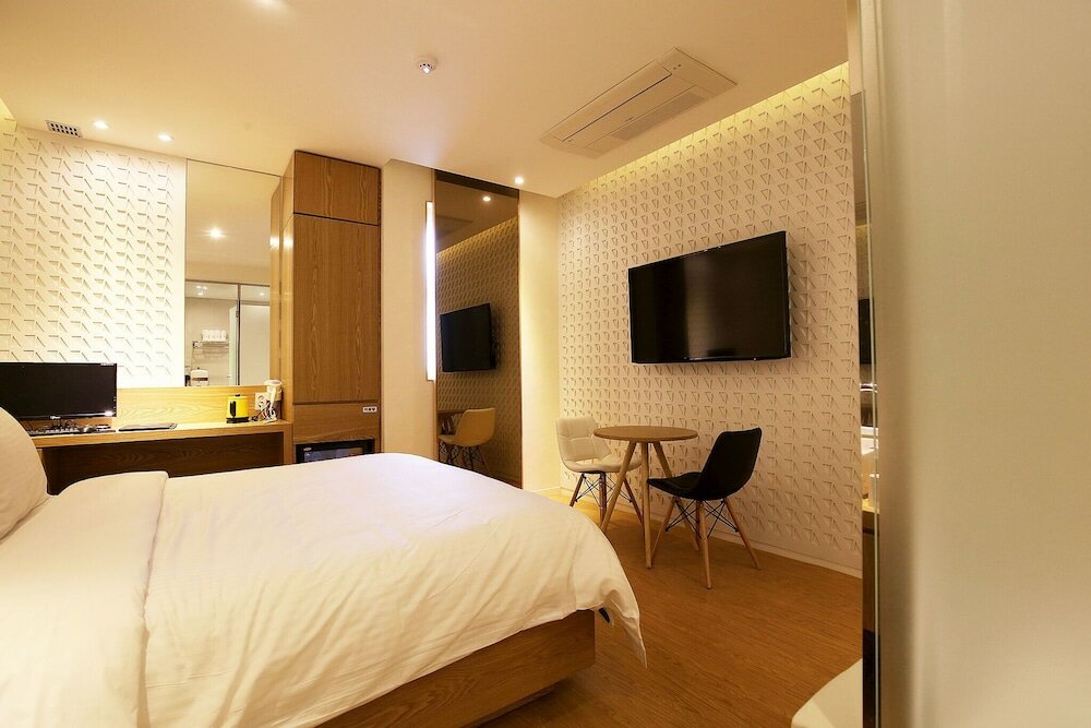 Фото Daejeon Yuseong A Day in Downtown