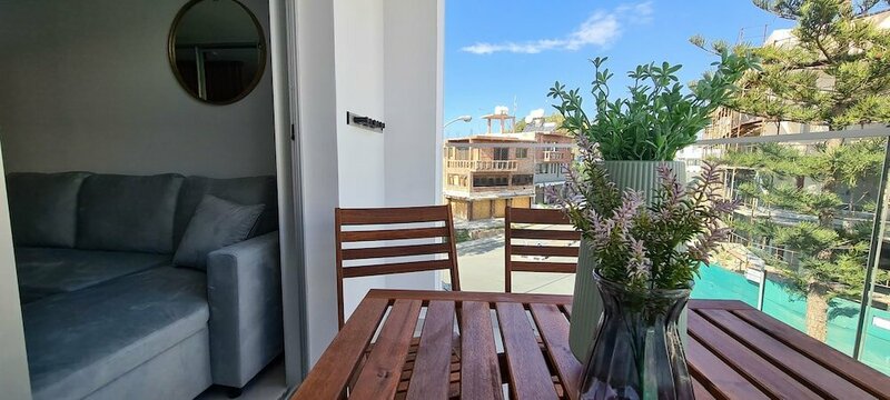 Гостиница Phaedrus Living Seaside Luxury Flat Athina 108 в Пафосе