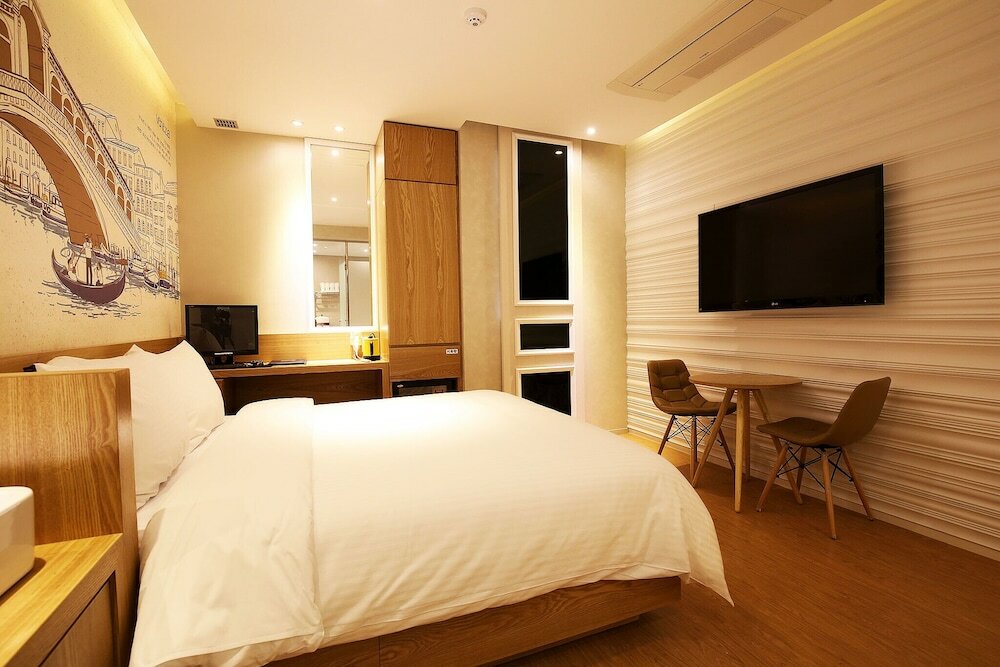 Фото Daejeon Yuseong A Day in Downtown