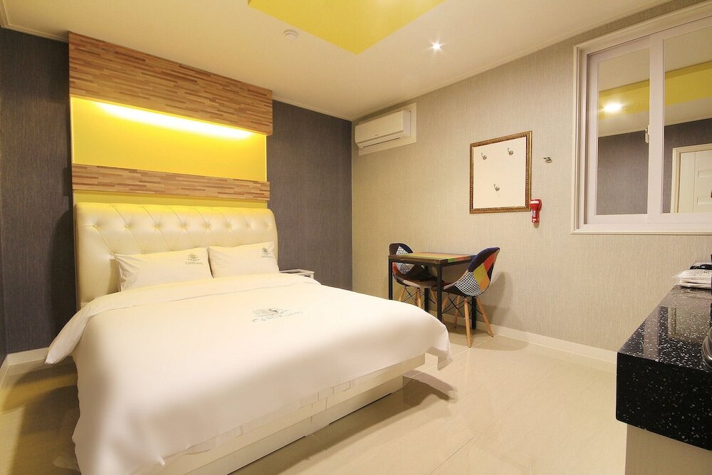 Фото Gwangju Sangmu Castle