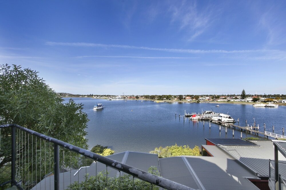 Фото Deja Views Studio 2