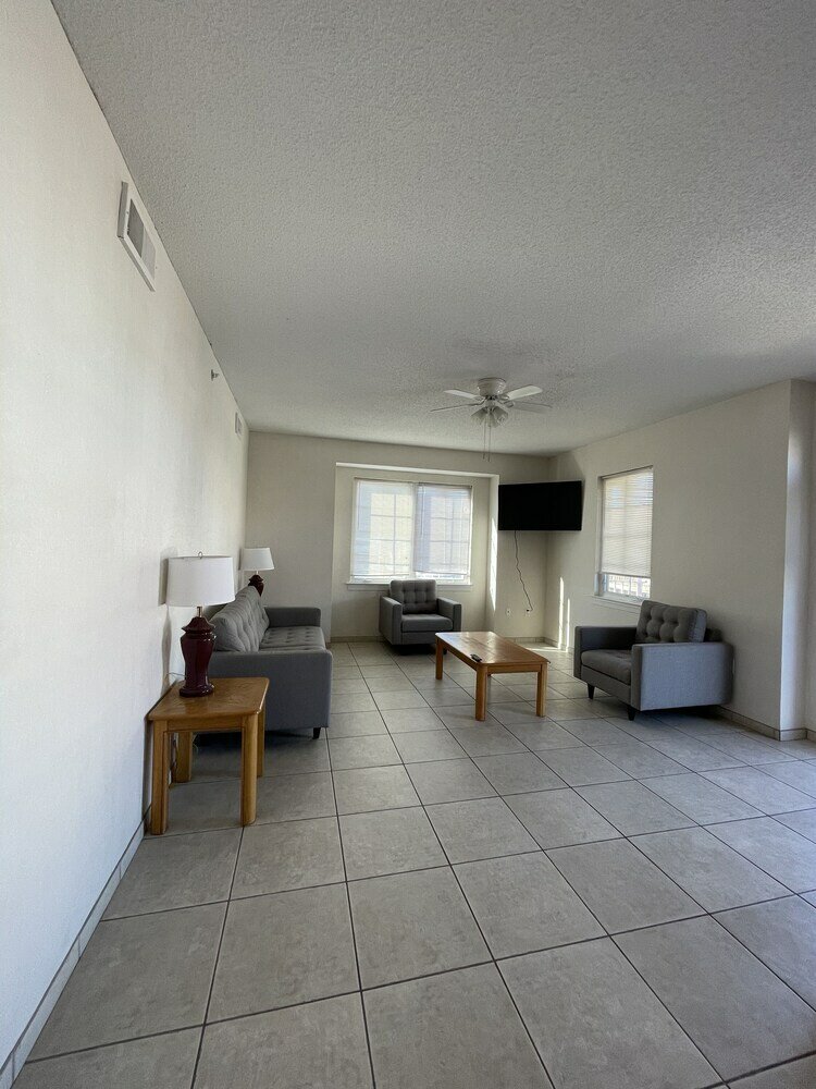 Фото The Americana Hotel