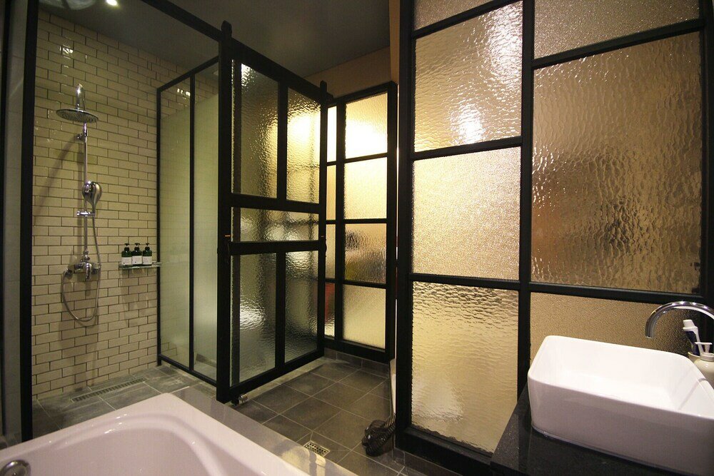 Фото Changwon Masan Ive Hotel