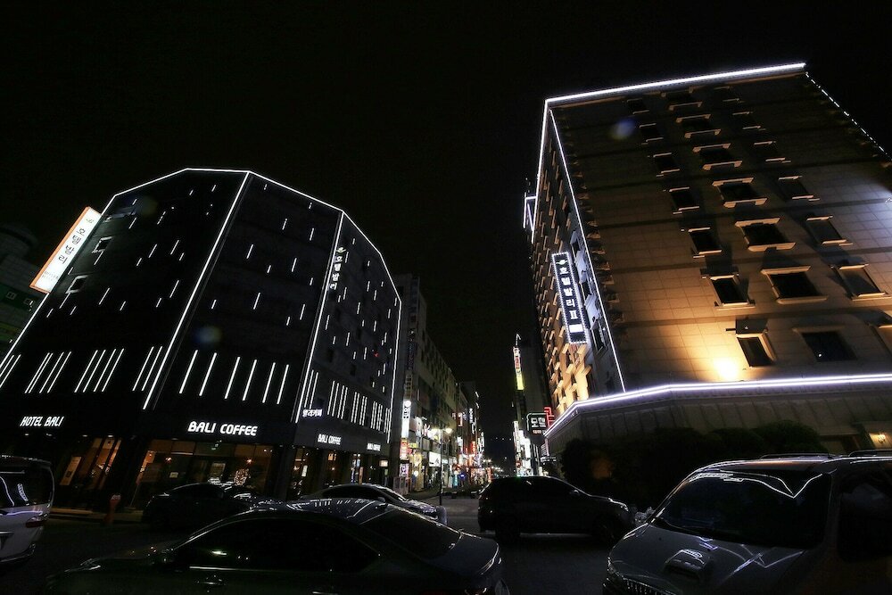 Фото Suwon Yeongtong Bali 2