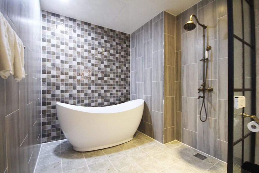 Фото Changwon Sangnamdong Heritage Hotel