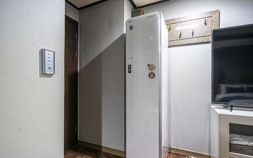 Фото Changwon Myeongseodong Hotel Sky