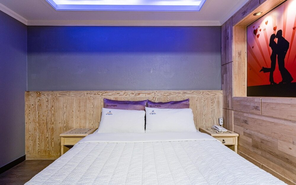 Фото Daejeon Yongjeon High Class