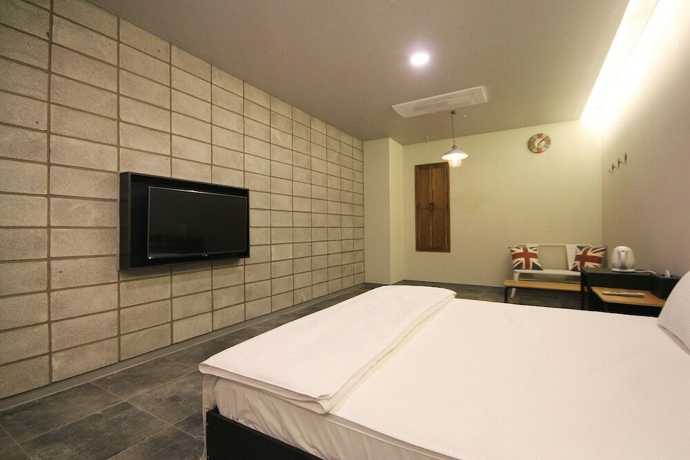 Фото Changwon Masan Ive Hotel