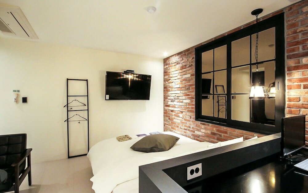 Фото Pohang Yaja Yeongildae