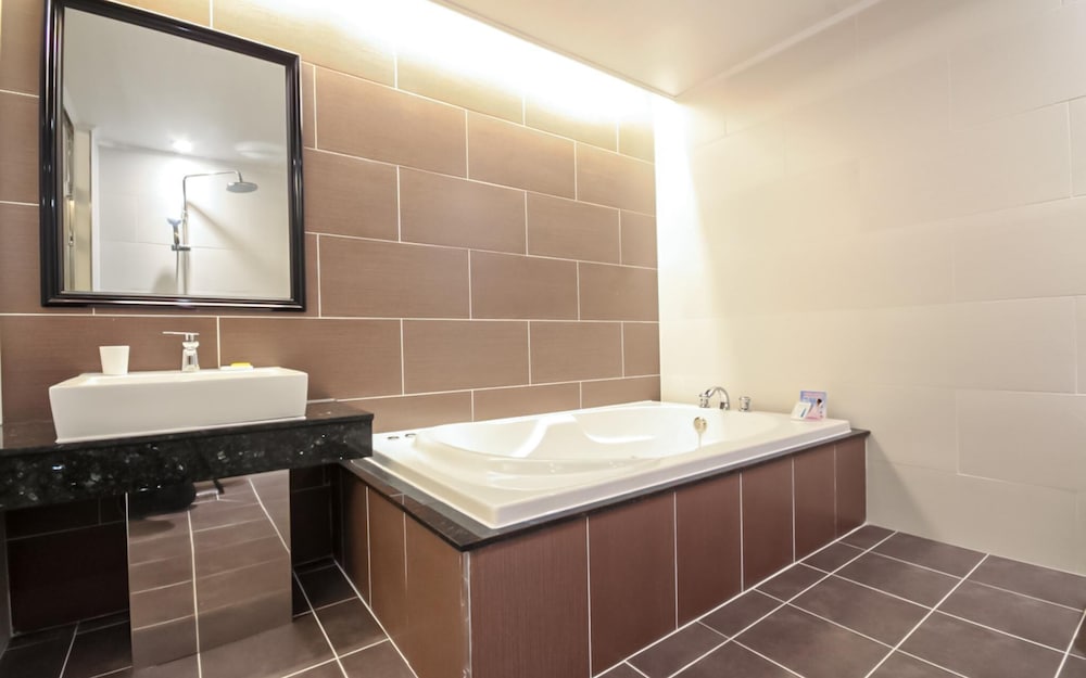 Фото Changwon Sangnamdong Mtm