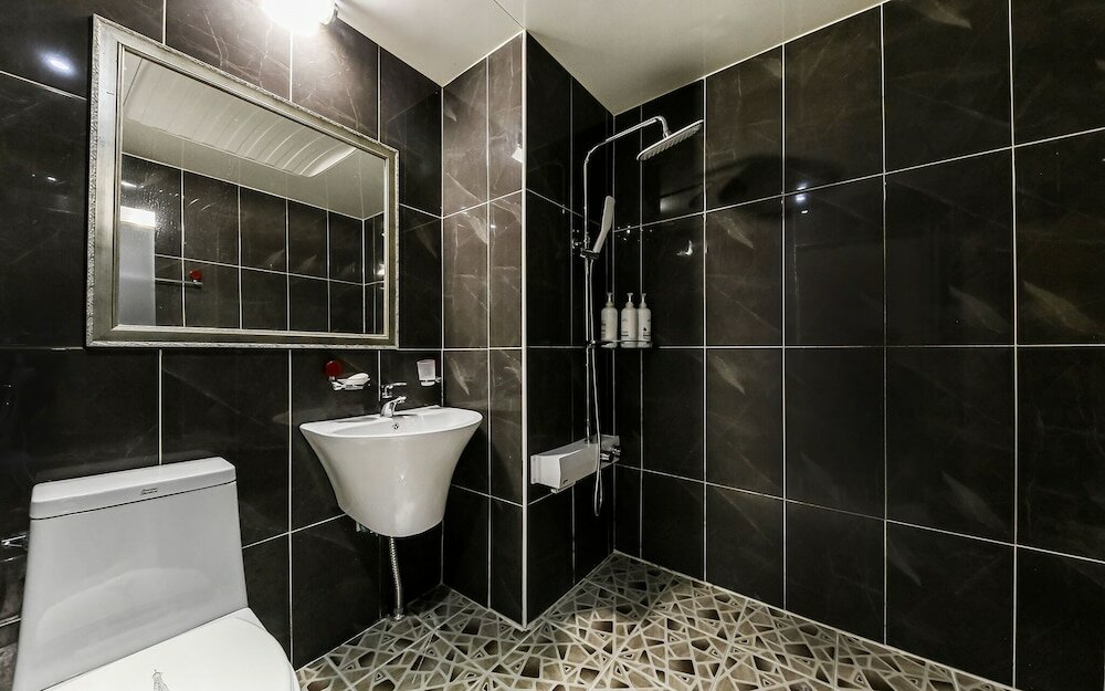 Фото Daejeon Yongjeon Good Time