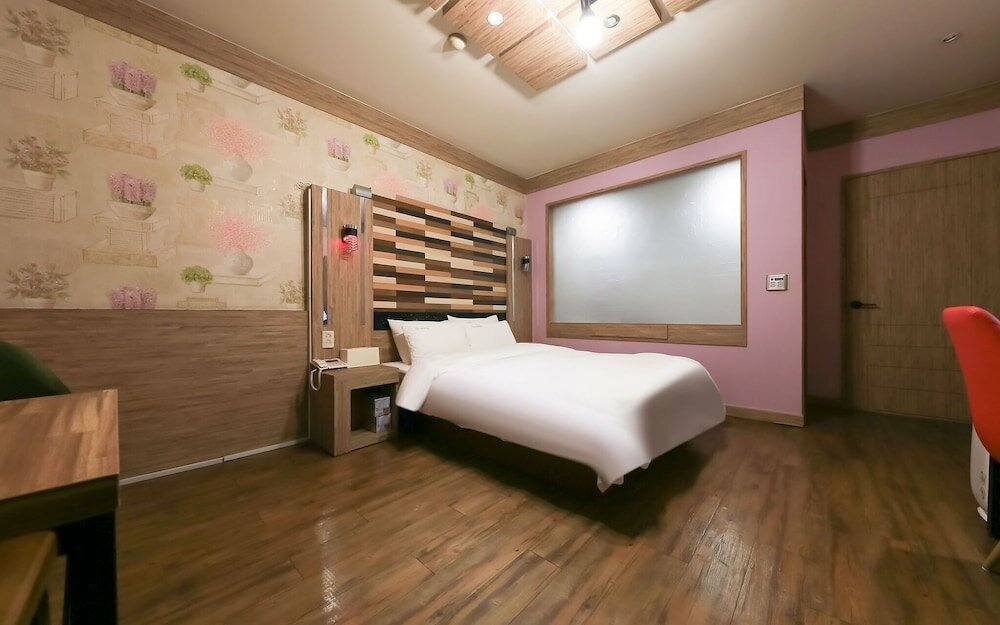 Фото Daejeon Yongjeon Richtel