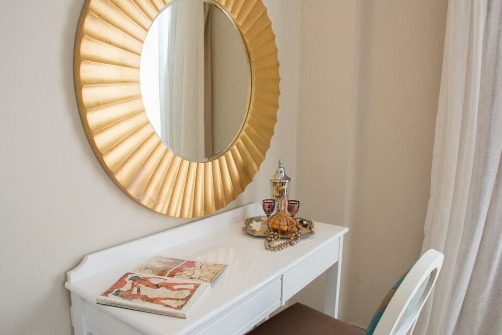 Фото Windmill Apartments 2