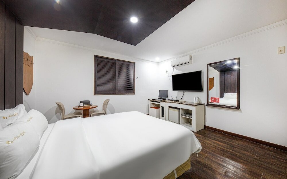 Фото Daejeon Yongjeon Savoy