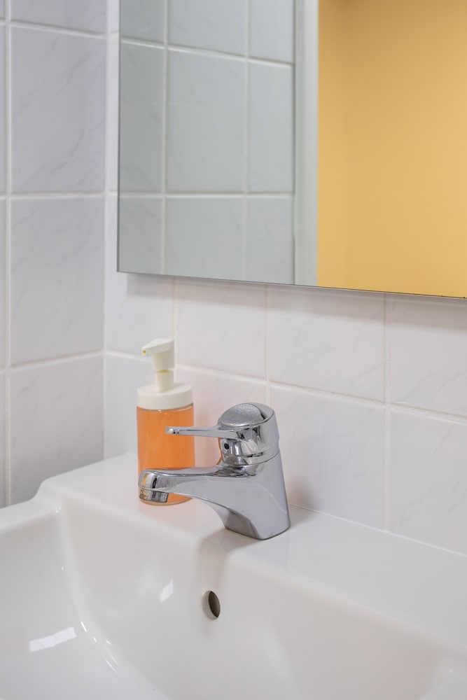 Фото Modern Studio Near British Square