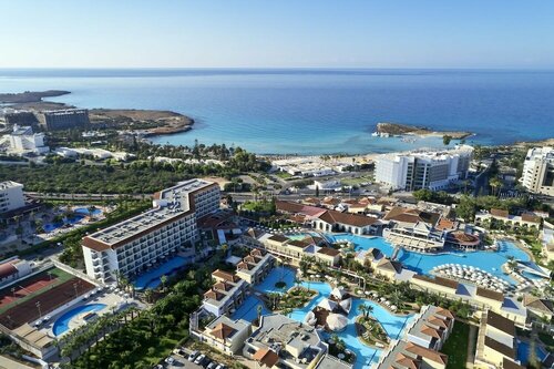 Гостиница Atlantica Aeneas Resort в Айя-Напе