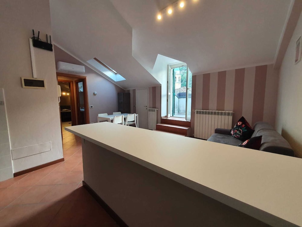 Фото Hh Serravalle