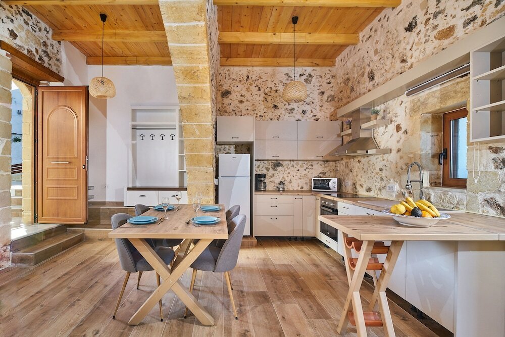 Фото Achilleas Apartments