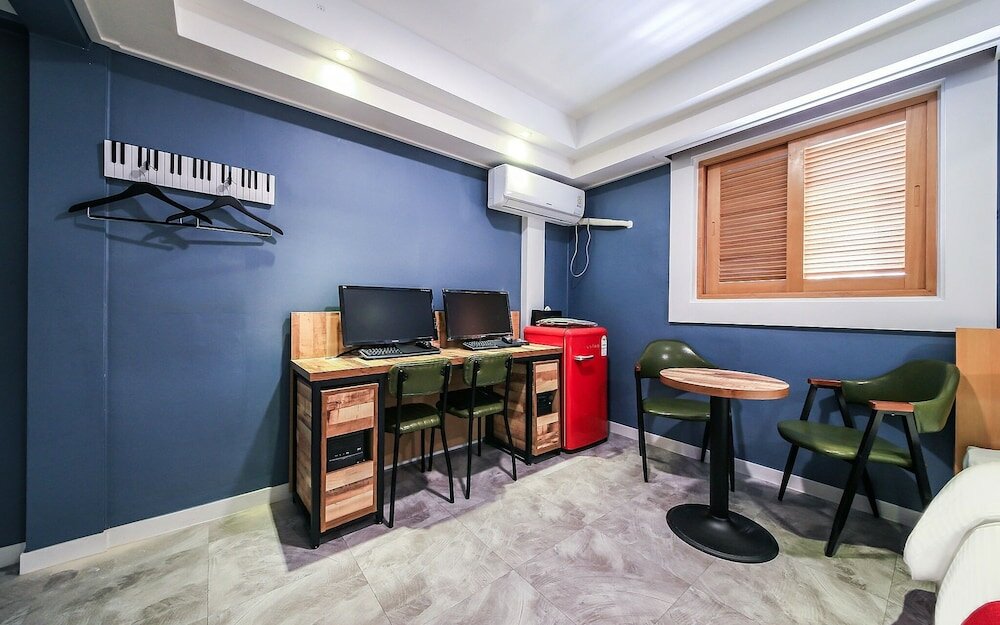 Фото Suwon First M