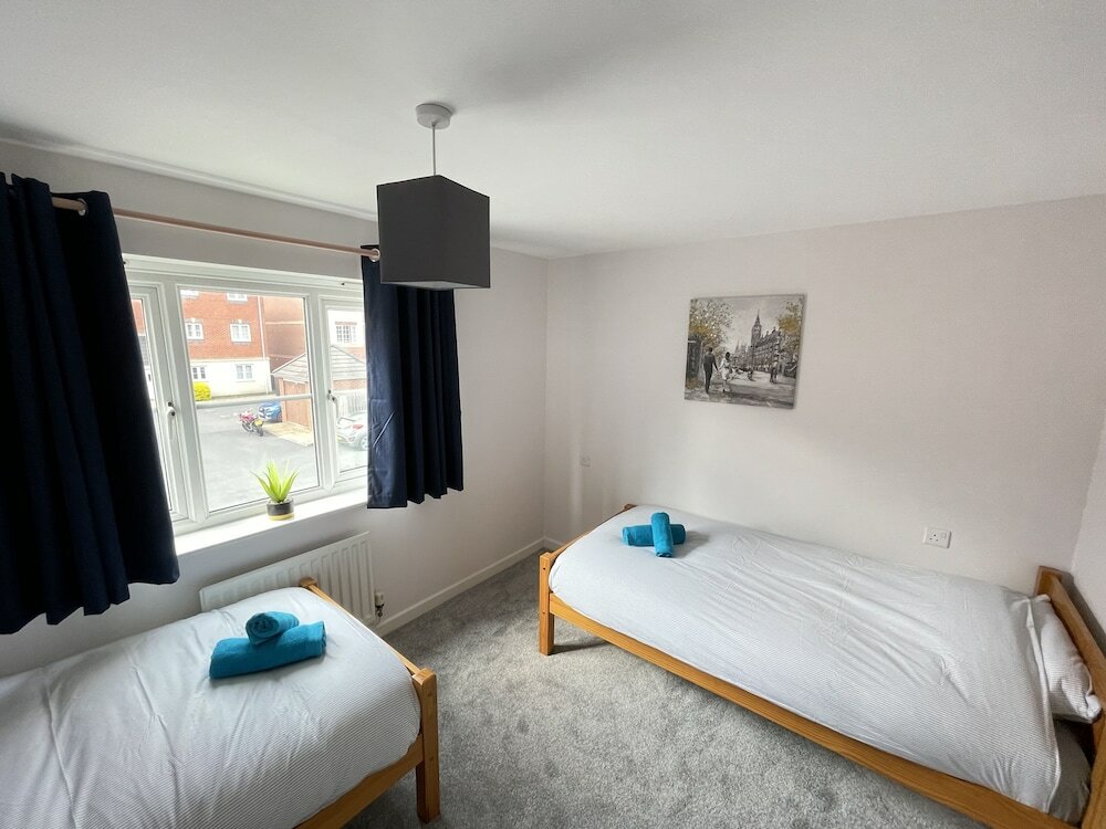 Фото Pride Park House