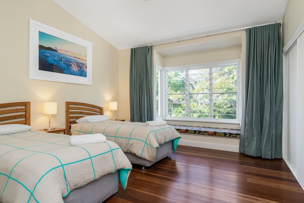 Фото Your Luxury Escape - Away on Seaview