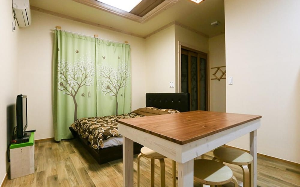 Фото Geochang Time Stay Pension