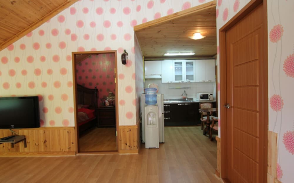 Фото Yeosu Elvino Pension