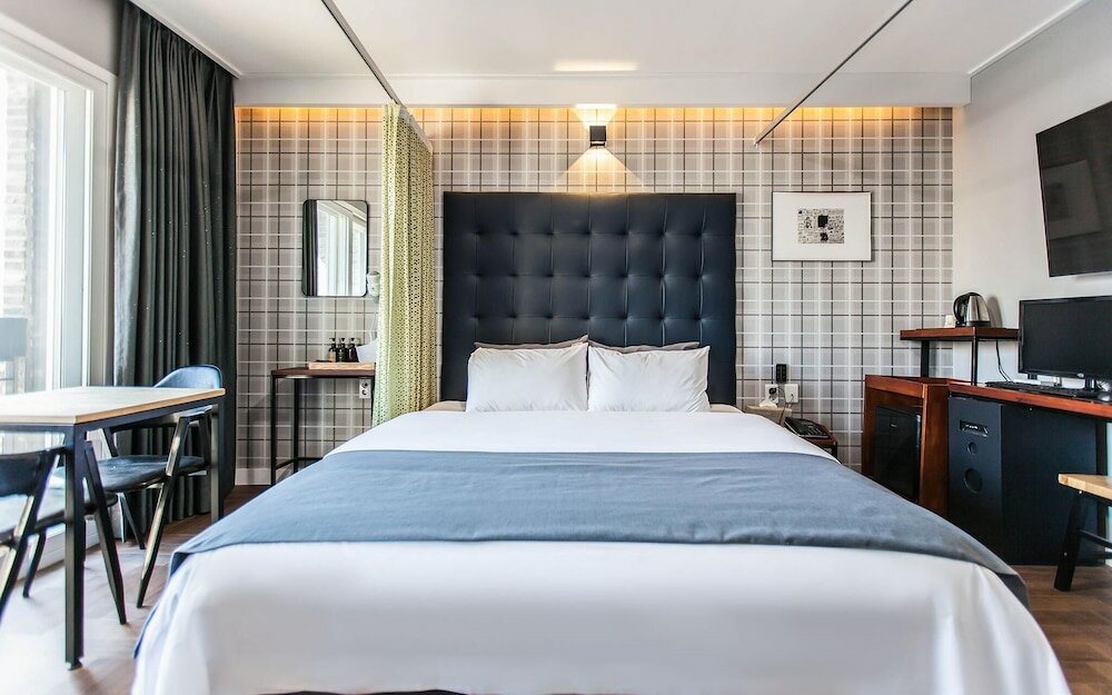 Фото Changwon Jinhae Yongwon Brown Dot Hotel