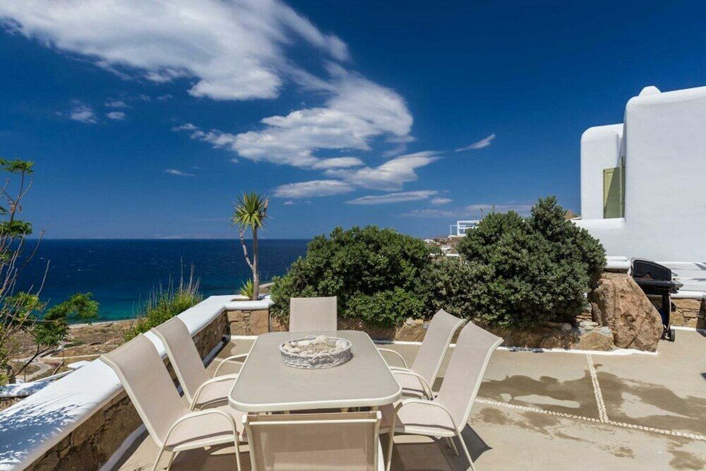 Фото Villa Mirabelle