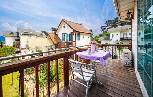 Гостиница Gangneung Gyeongpo Hasla Pension