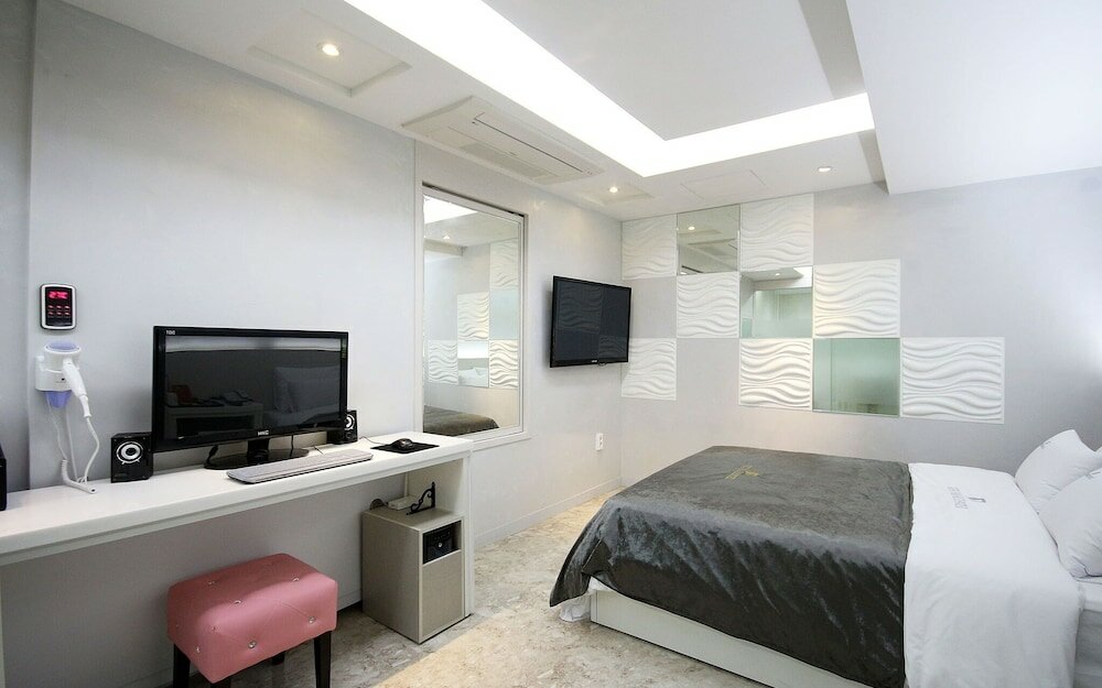 Фото Gwangyang Geu Self Check-in Motel