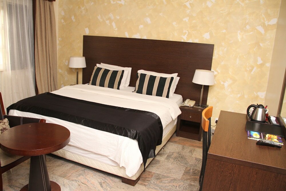 Фото Apo Apartments