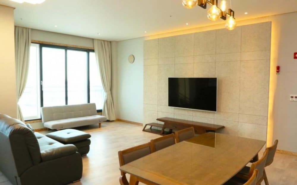 Фото Eulwangri Elim Beach Zone Pension