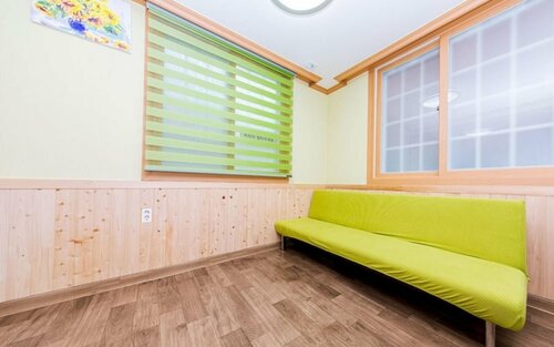 Гостиница Boryeong Haebaragi Pension в Порёне