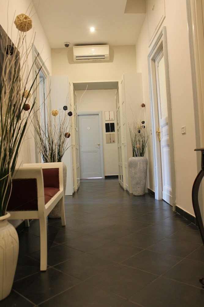 Фото Little Rose Rooms