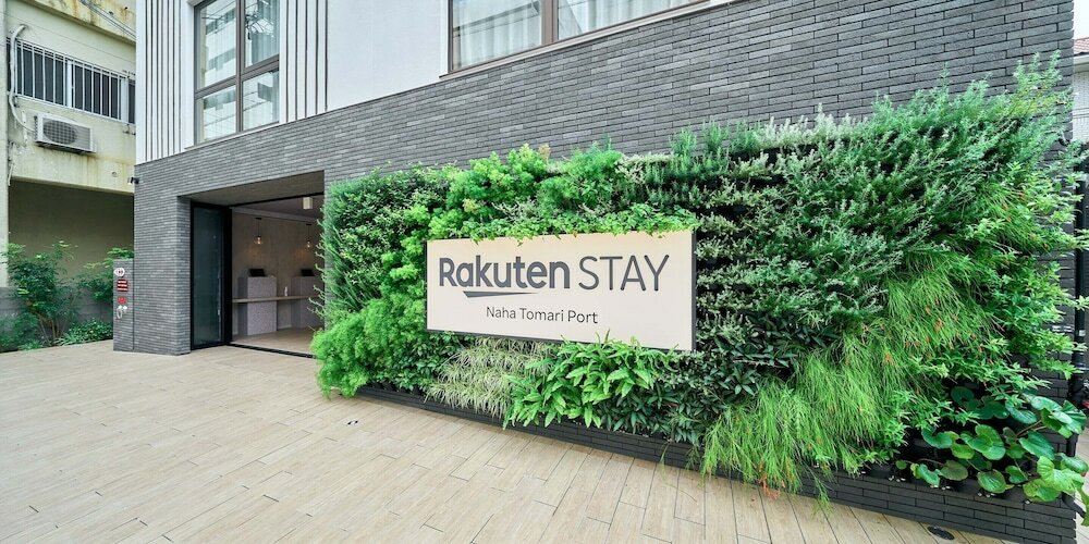 Фото Lacer Okinawa Naha Tomariport