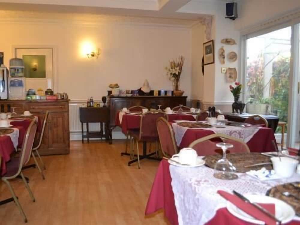 Фото The Croft Guest House