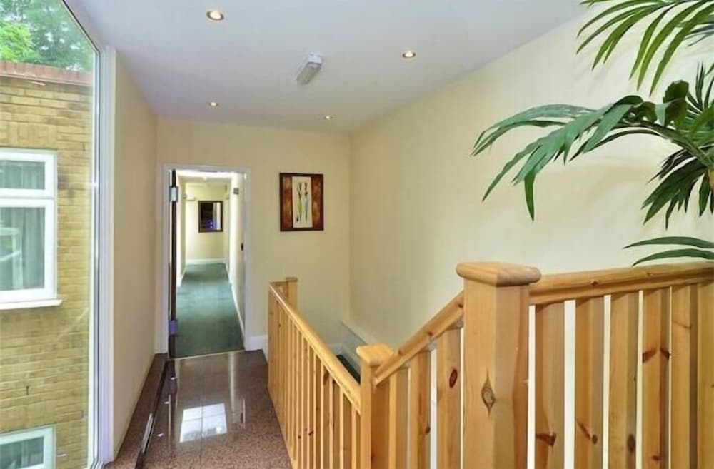 Фото Hotel Oliver