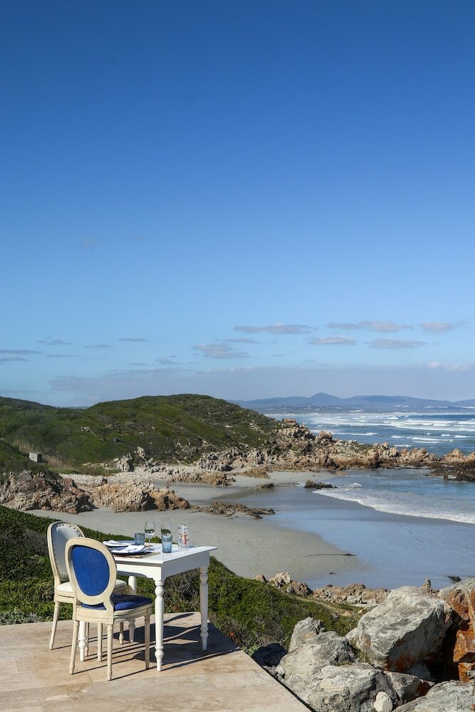 Фото Birkenhead House