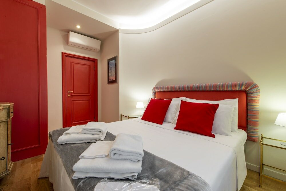 Фото Milan Royal Suites