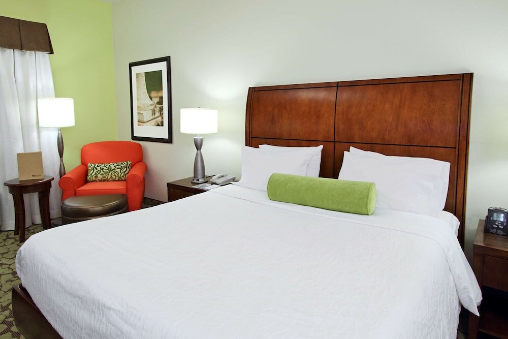 Фото Hilton Garden Inn Calabasas