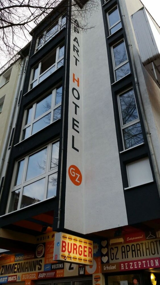 Фото отеля 2