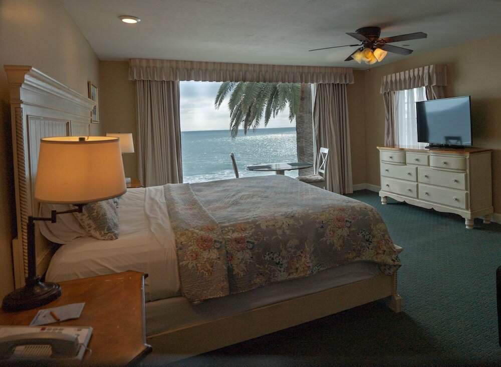 Фото Cliff House Inn On The Ocean