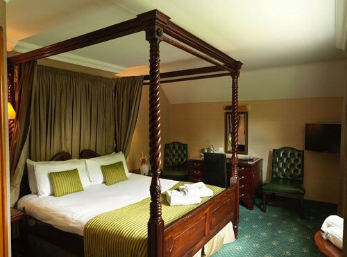 Внешний вид отеля The Royal Toby Hotel в Рочдейле, фото 4