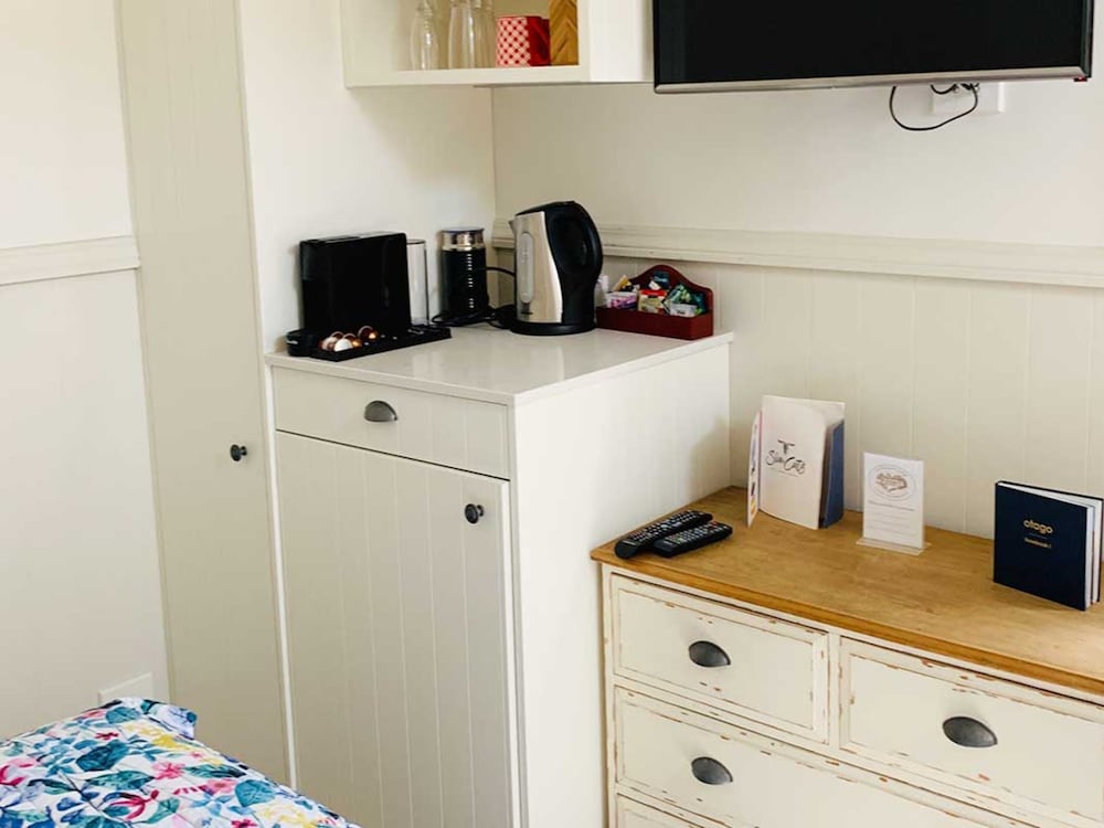 Фото Arrowtown Lodge