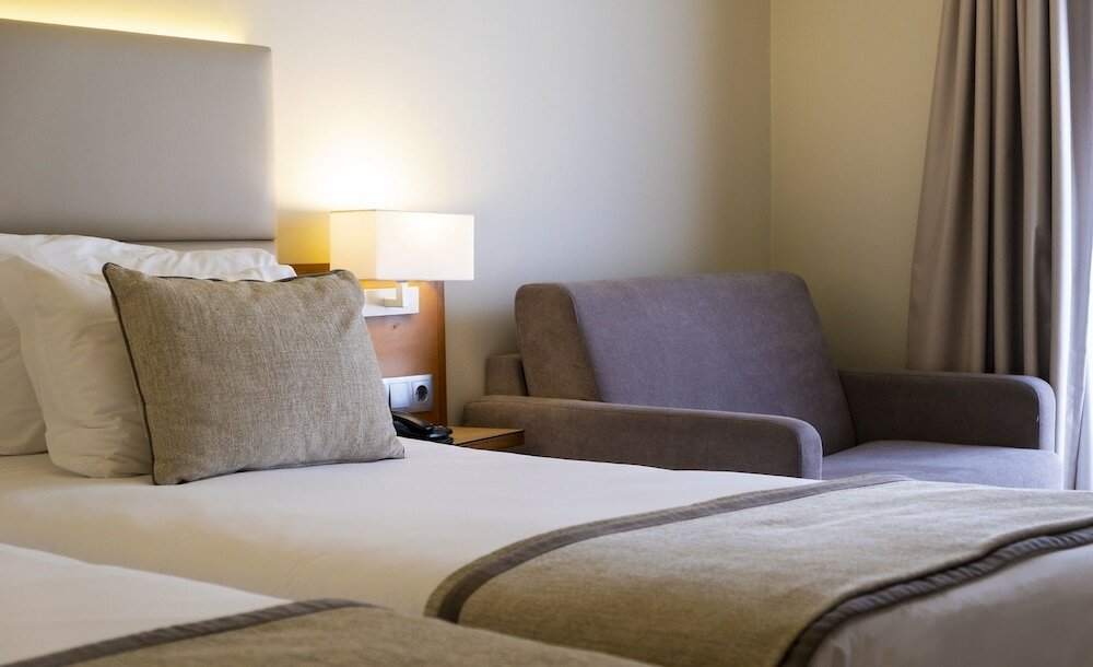 Фото Comfort Inn Ponta Delgada