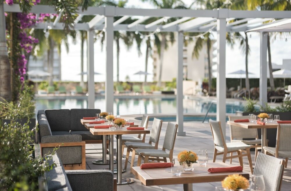 Фото Four Seasons Hotel Miami