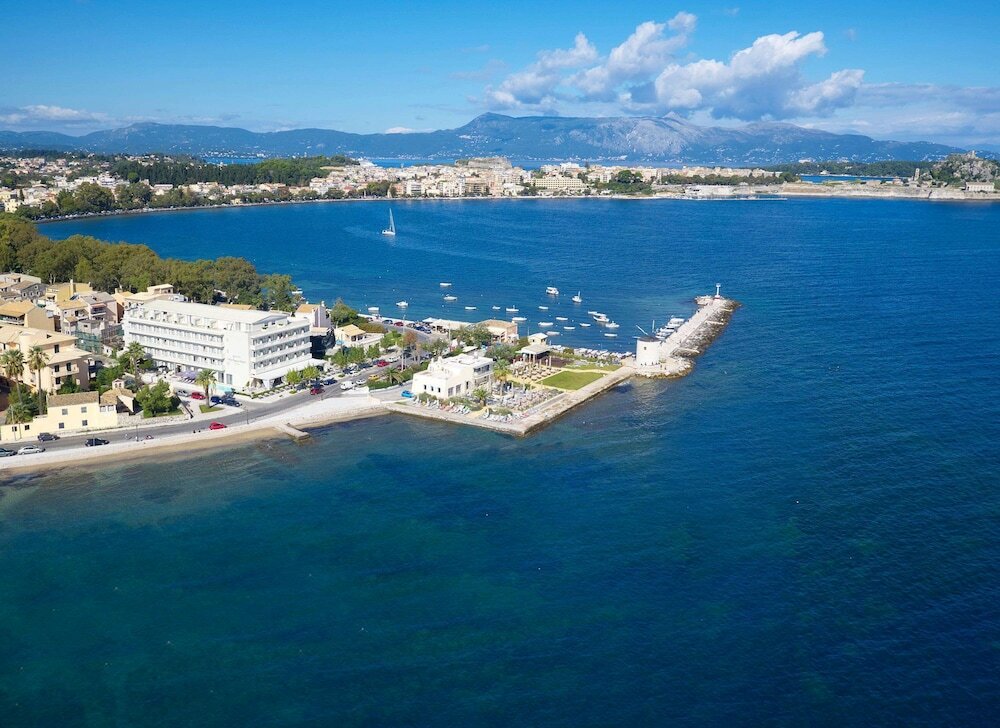 Фото Mon-Repo Suites