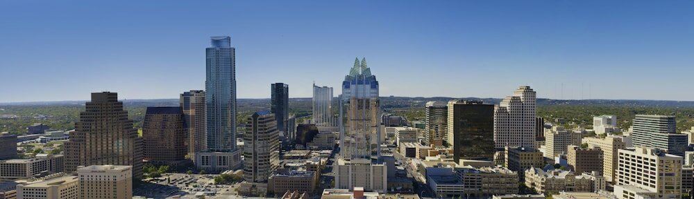 Фото Hilton Austin