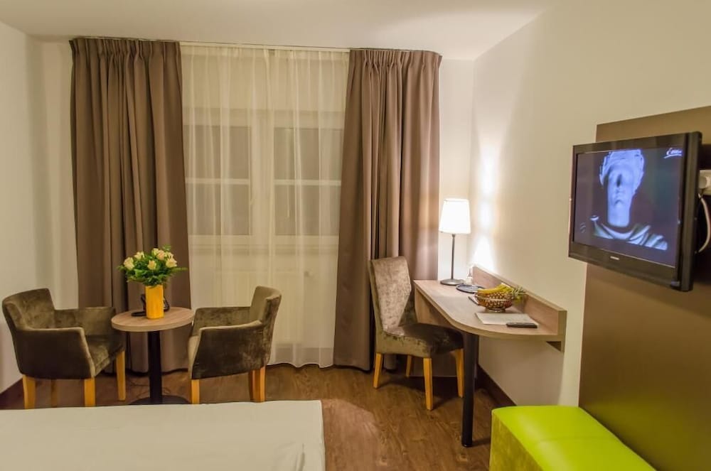 Фото City Hotel Wiesbaden